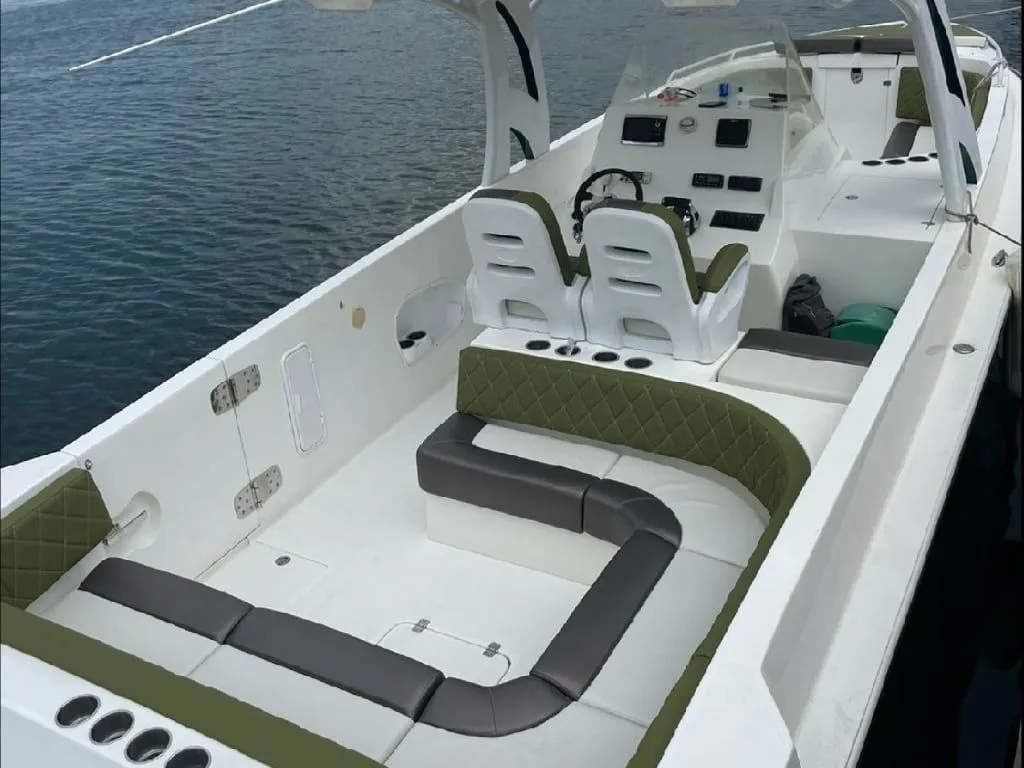 Vitesse Charter Boat - 3