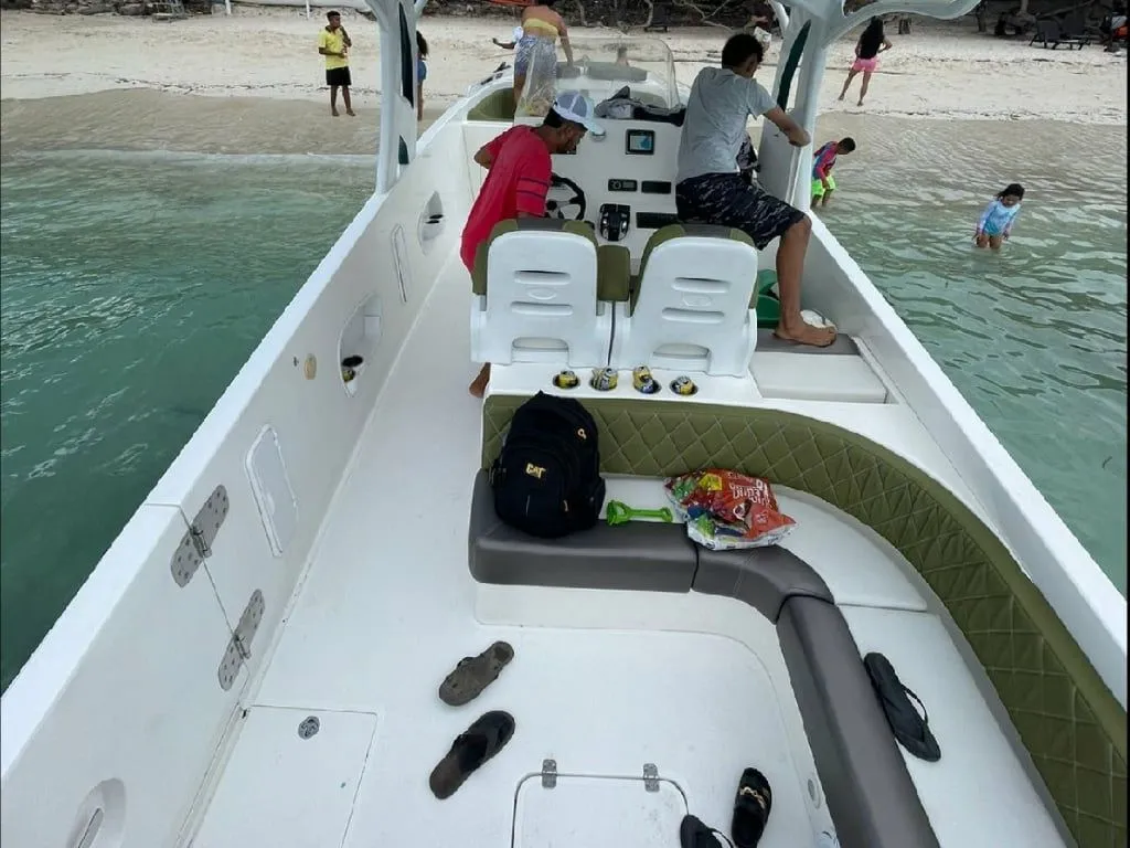 Vitesse Charter Boat - 4