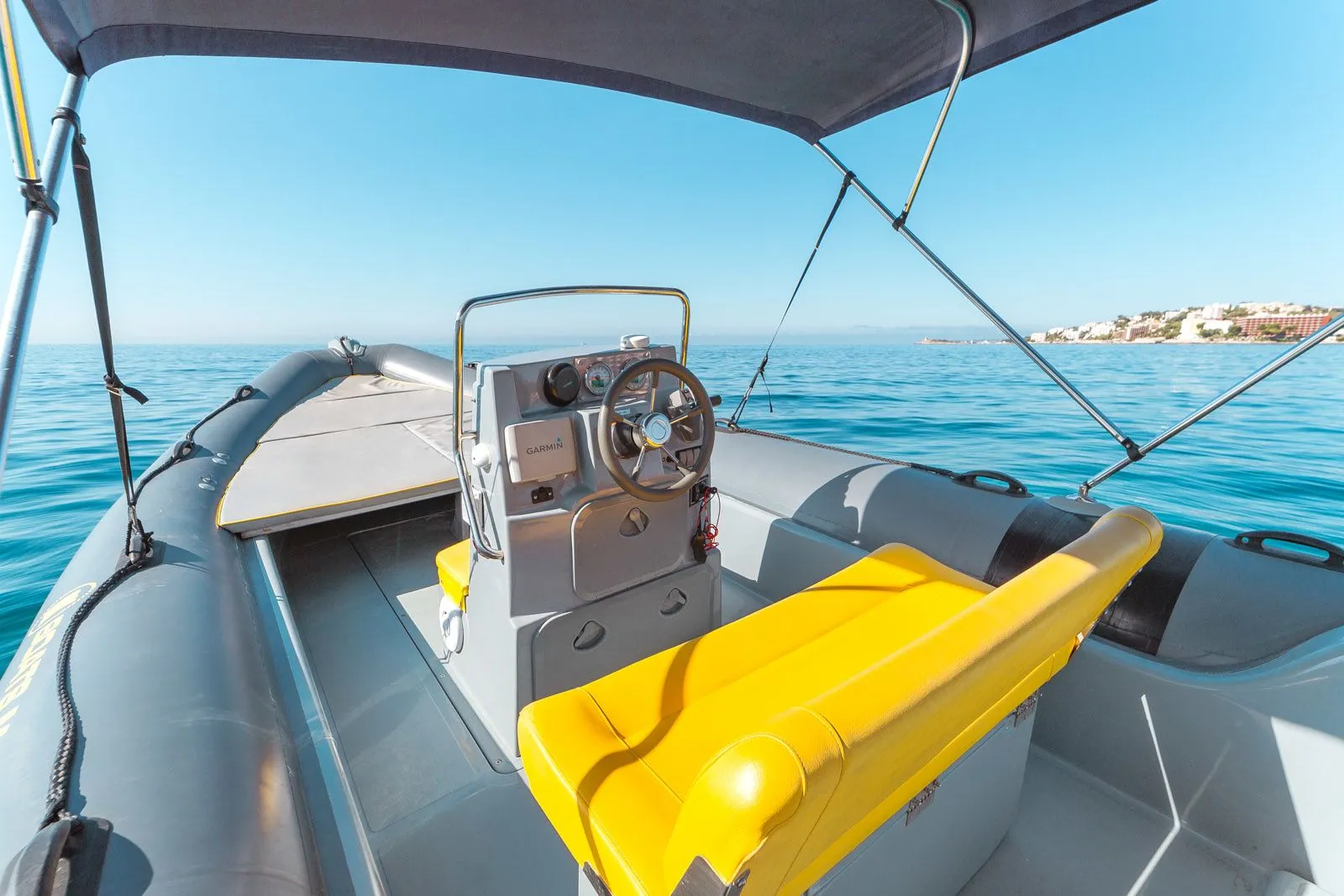 Rent a 7.6m Motor Boat Tokio 760 in Palma de Mallorca