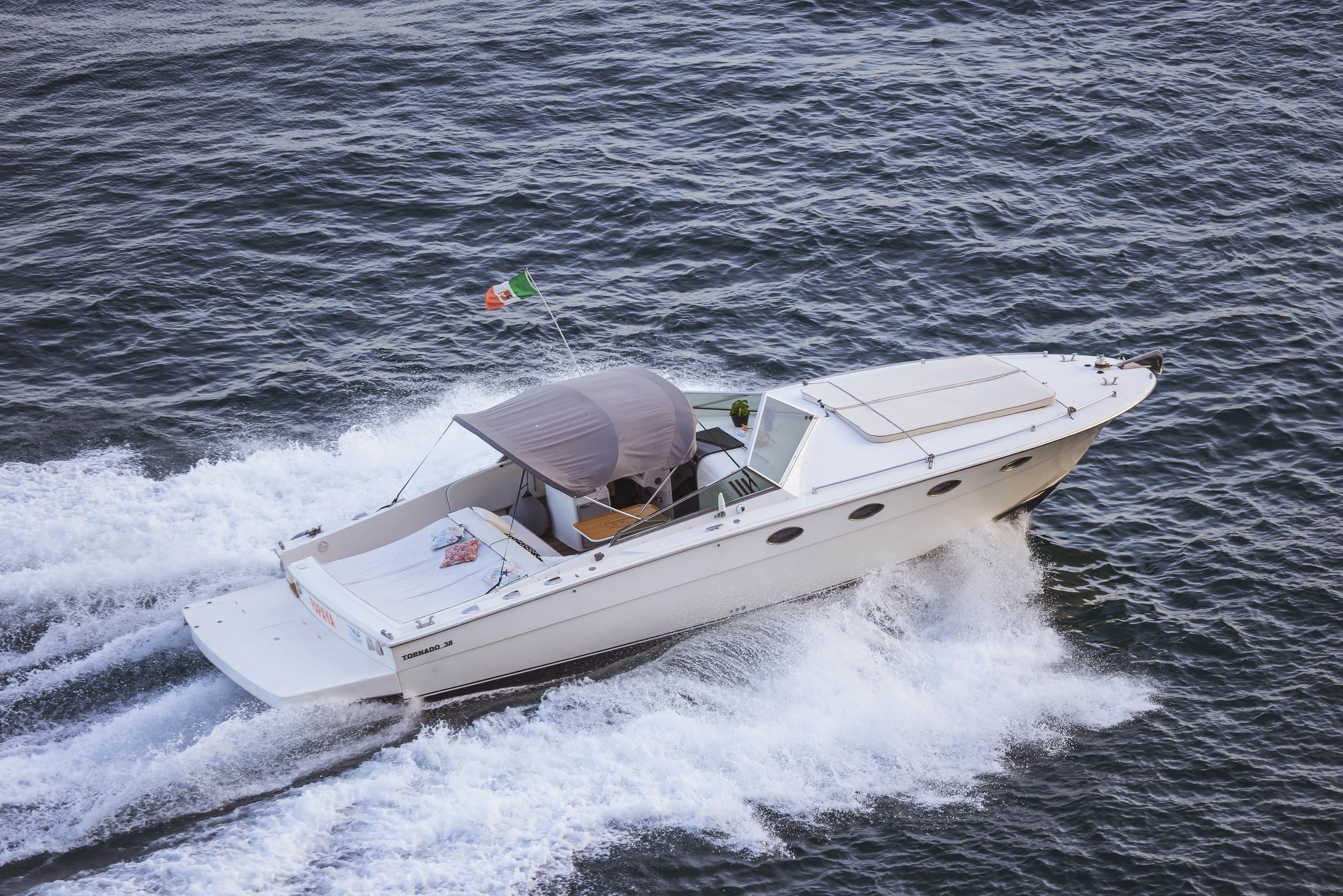 Papaya Charter Boat