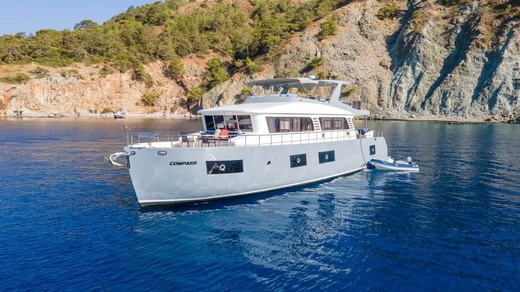 Чартер Compass - 3