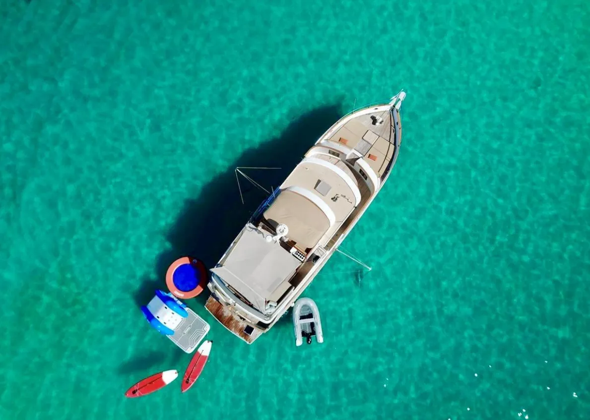 Marigot 16.5m Kiralık Motoryat