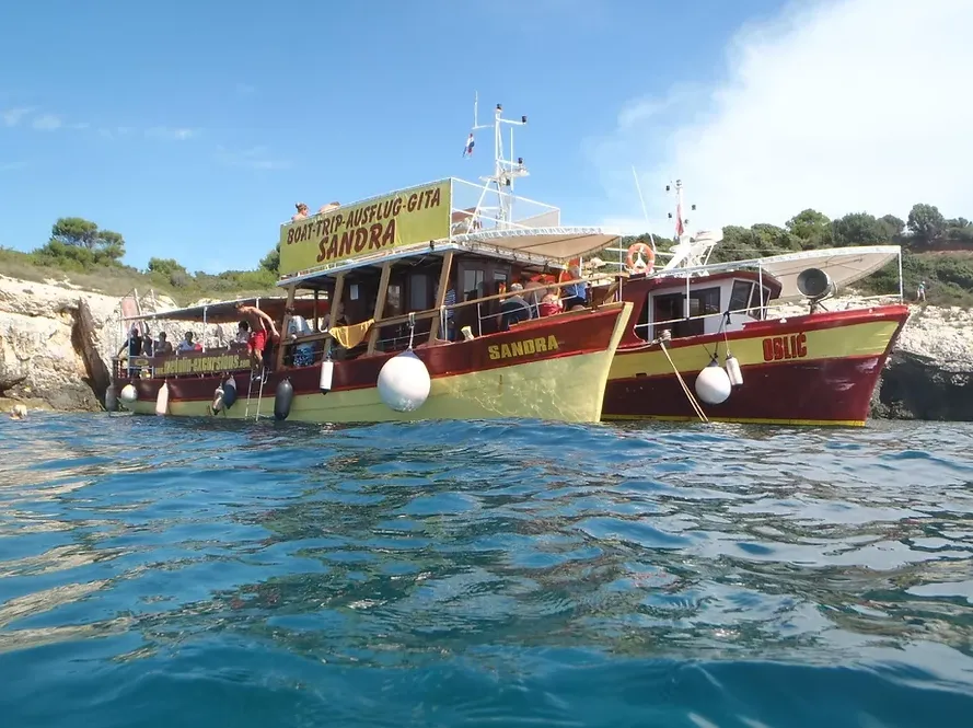 Sandra Charter Boat