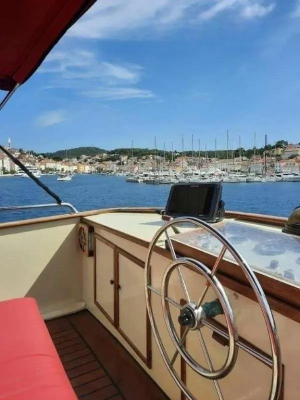 Superior Charter Boat