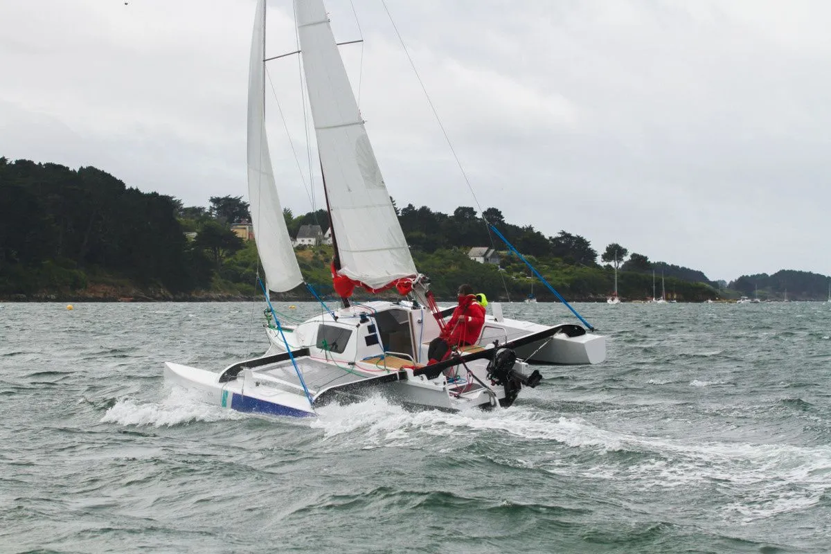 Tricat 1 Charter Boat
