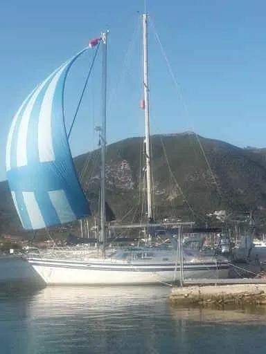 11.99m Nydri Trident Voyager 40 Sailing Yacht Hire