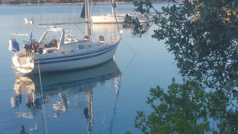 11.99m Nydri Trident Voyager 40 Sailing Yacht Hire