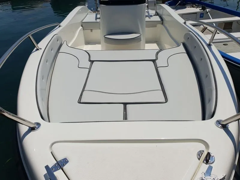 Trimarchi Charter Boat