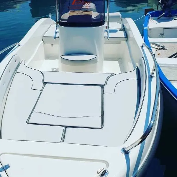 5.2m Moniga Trimarchi 53S Open Hire
