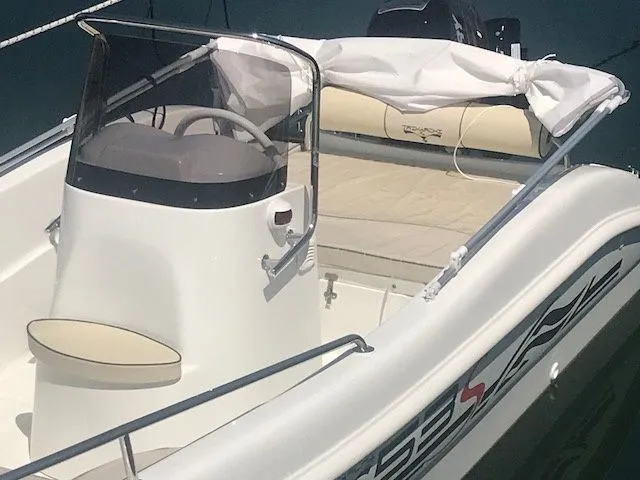 Rent a 5.2m Motor Boat in Rimini
