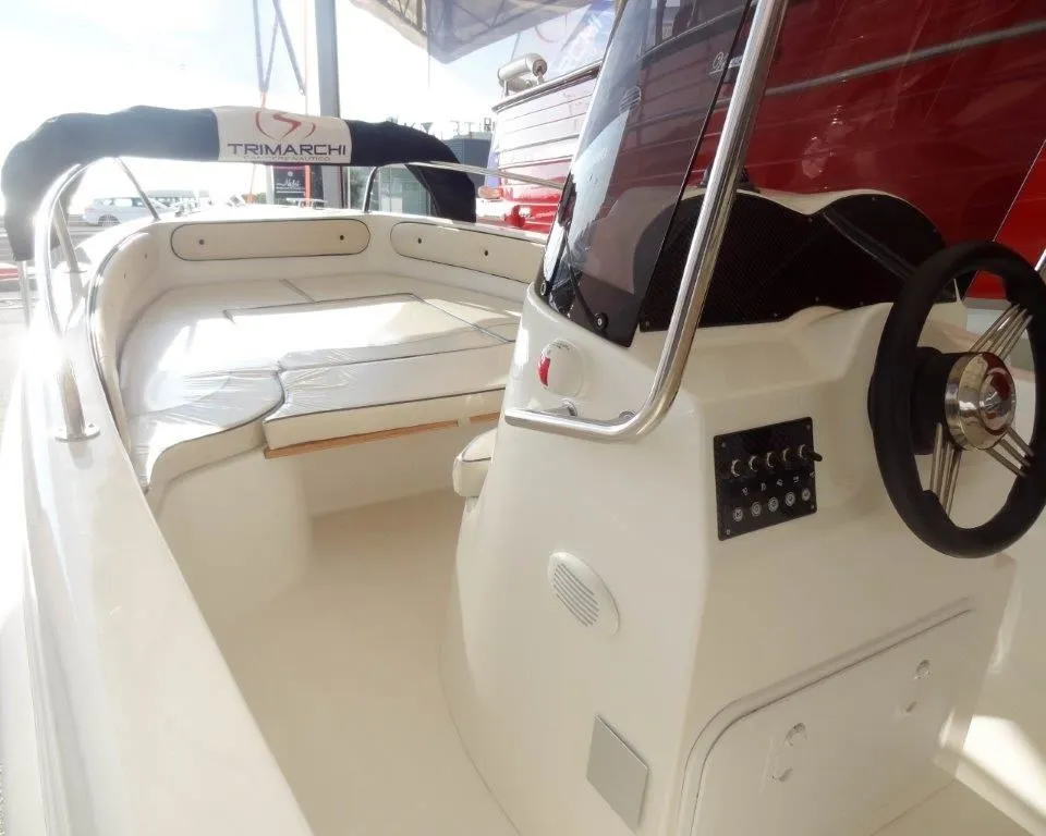 RI3 Charter Boat