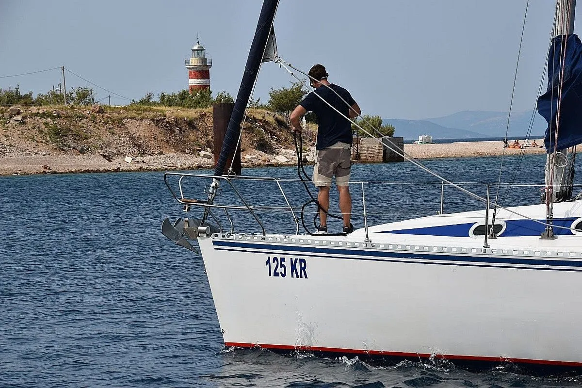 Nono Rude 2 Charter Boat