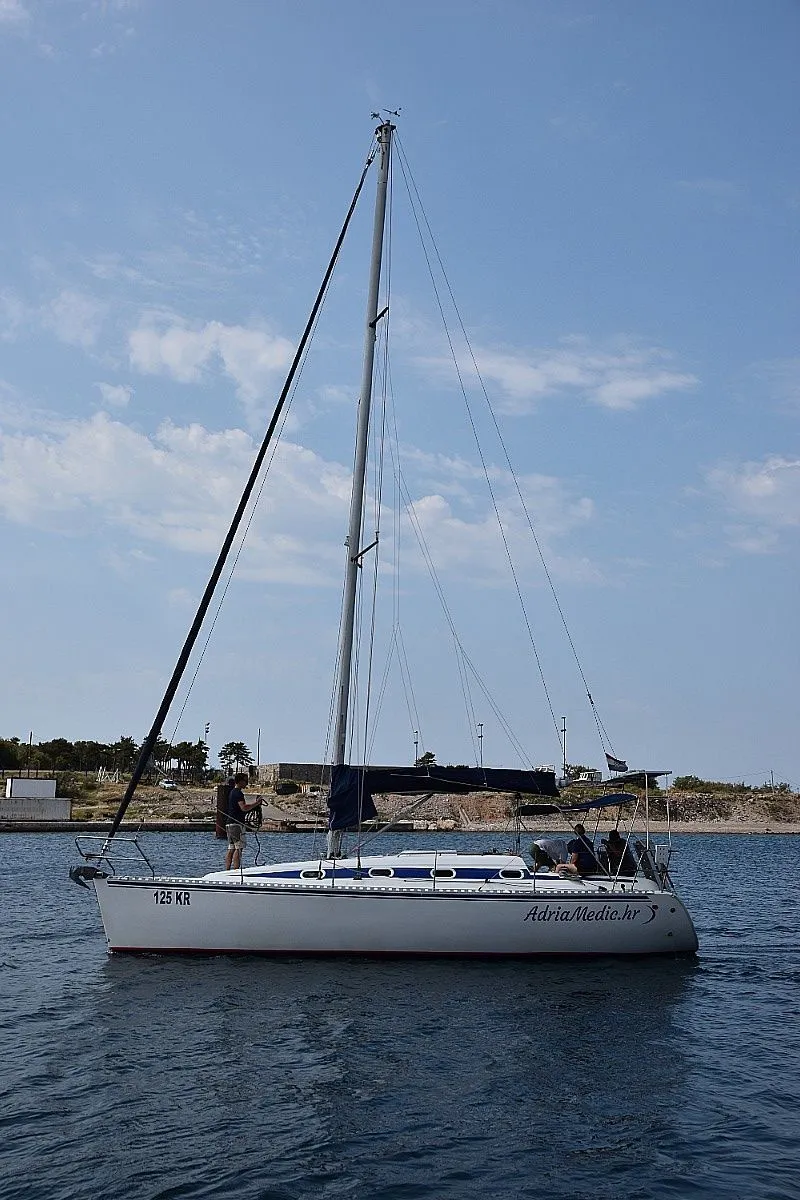 Nono Rude 2 Charter Boat