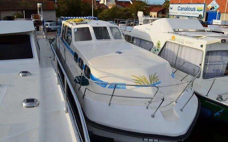 Les Canalous 99 Charter Boat