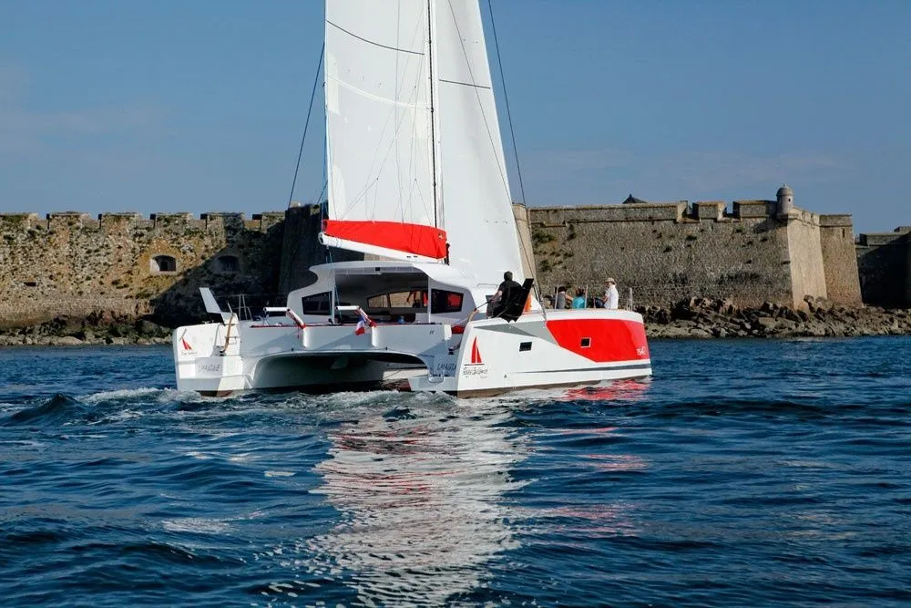 Explore Arzon on a 12.99m Rental Catamaran TS 42