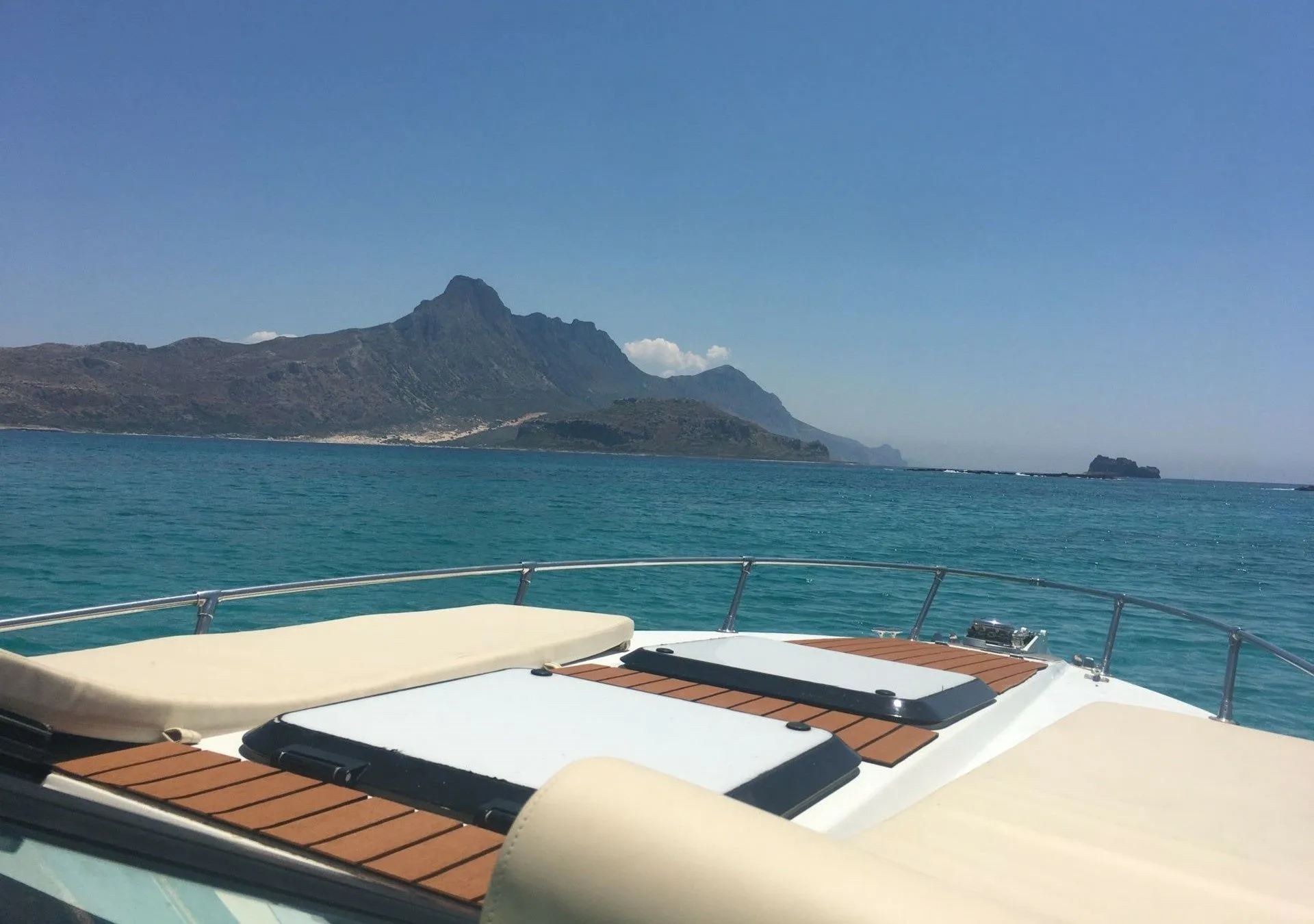 Explore Chania on a 12.58m Rental Motor Yacht