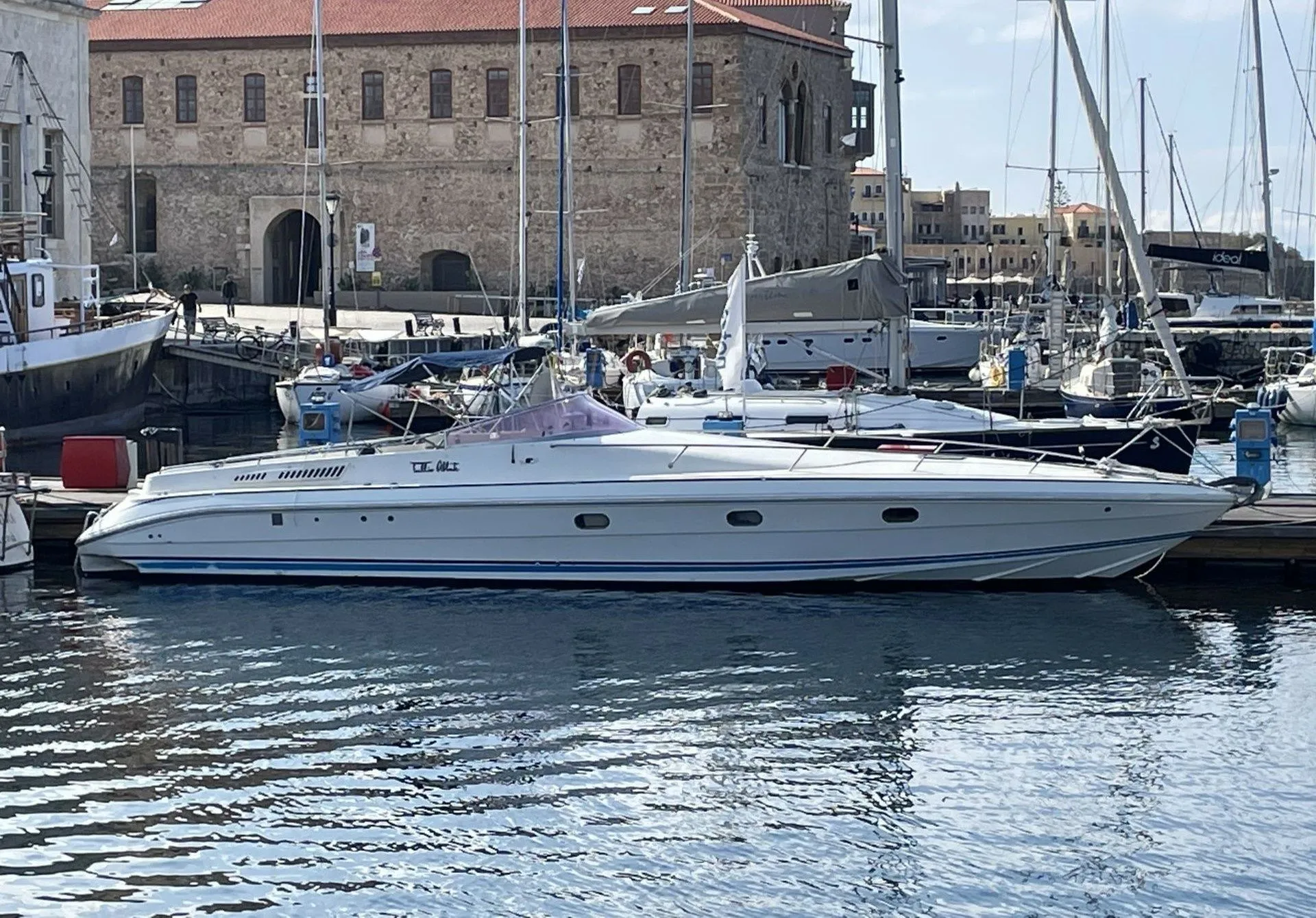 Explore Chania on a 12.58m Rental Motor Yacht
