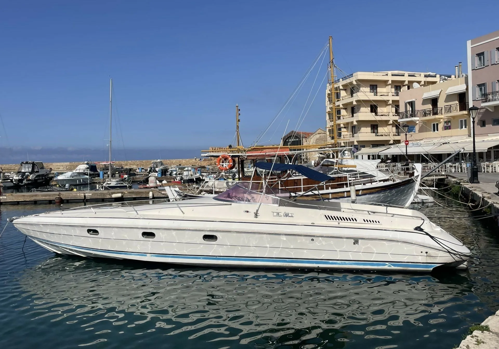 Explore Chania on a 12.58m Rental Motor Yacht