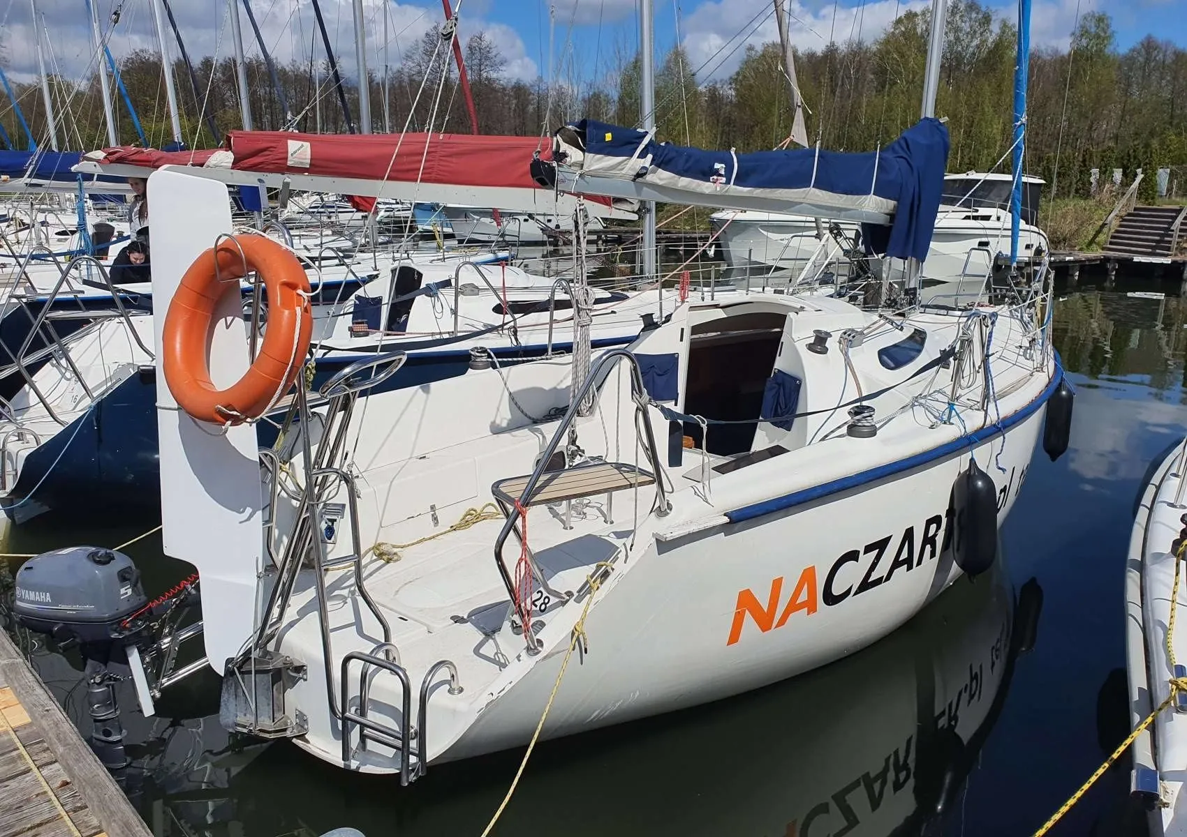 No Name Charter Boat - 1