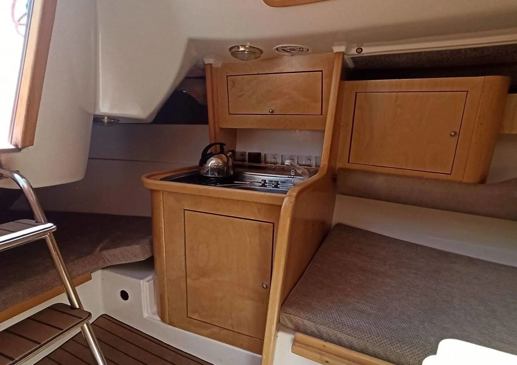 No Name Charter Boat - 4