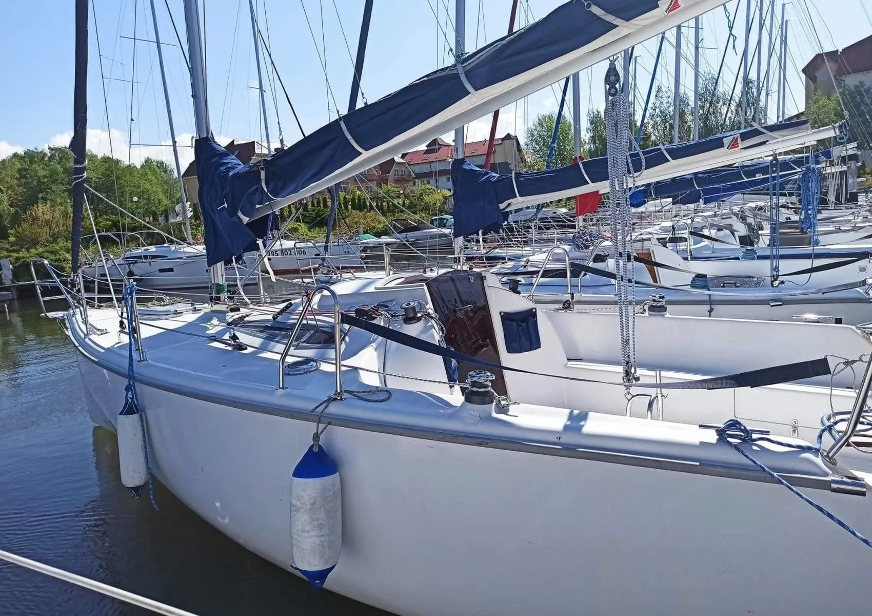 No Name Charter Boat - 1