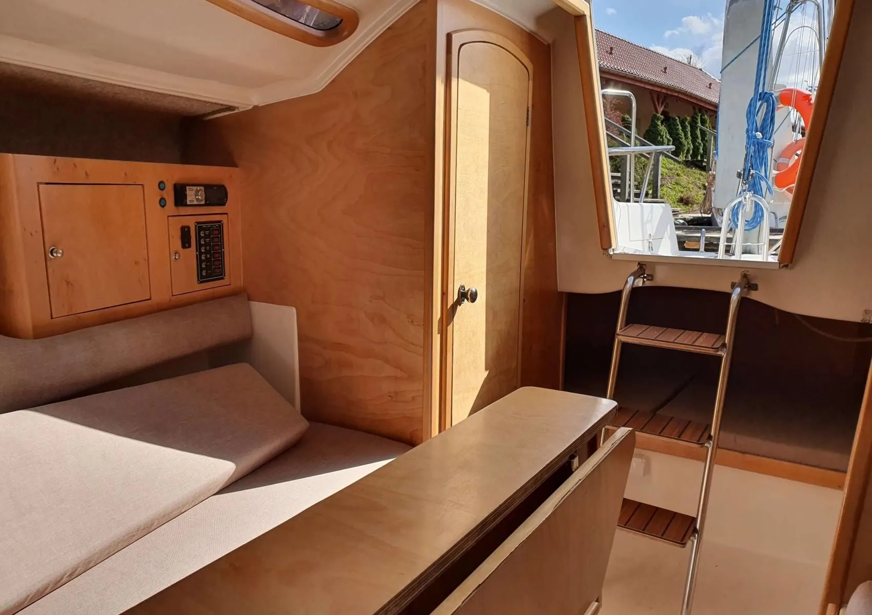 No Name Charter Boat - 4