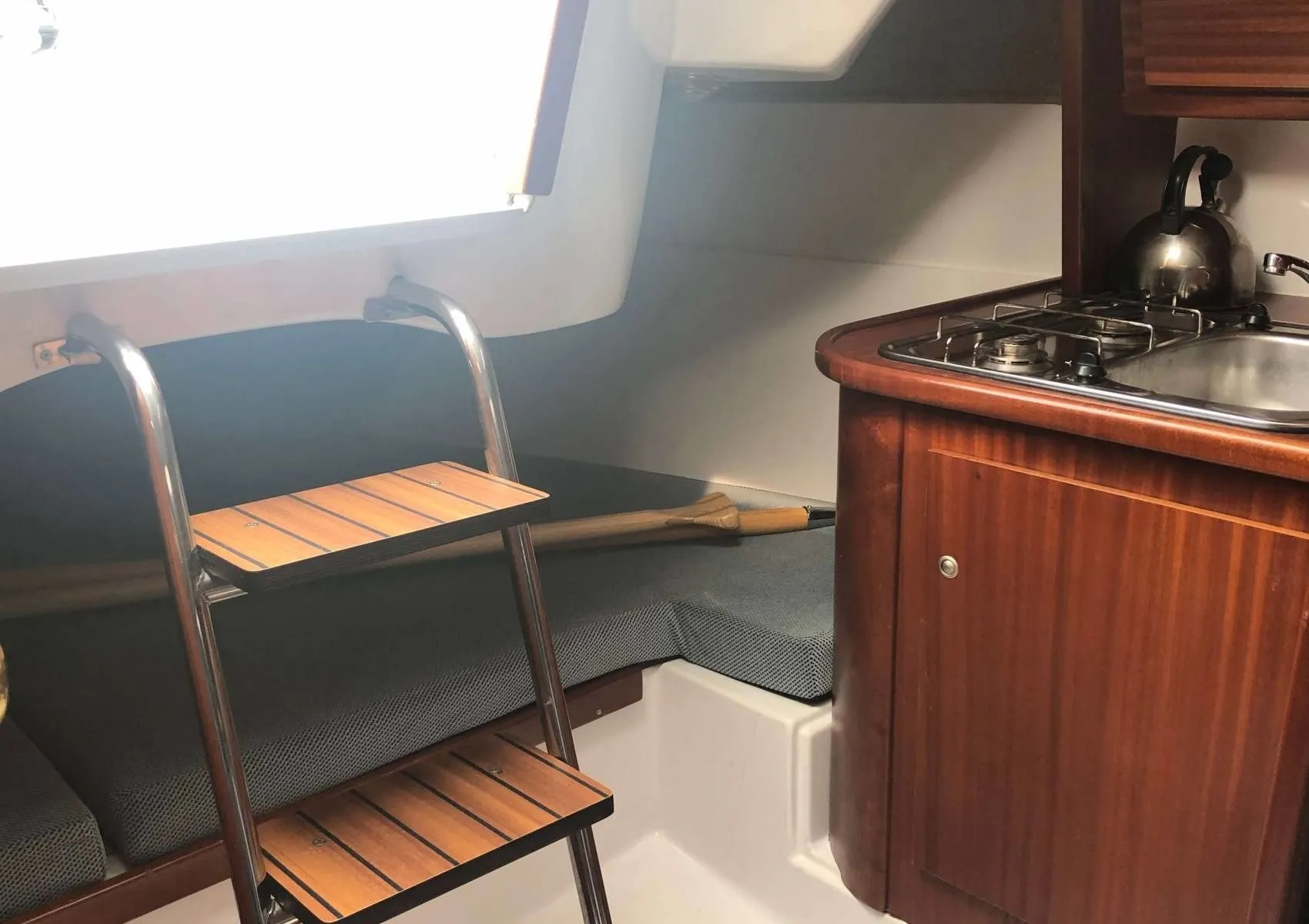 No Name Charter Boat - 4