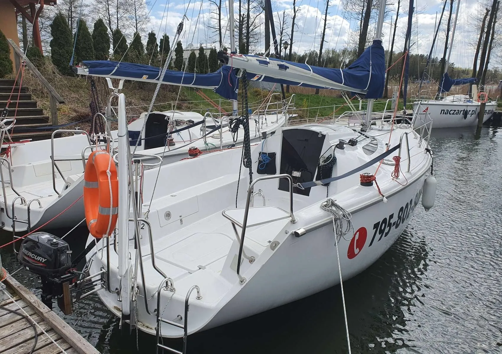 Rent a 7.8m 2 Cabin Sailing Yacht in Gizycko
