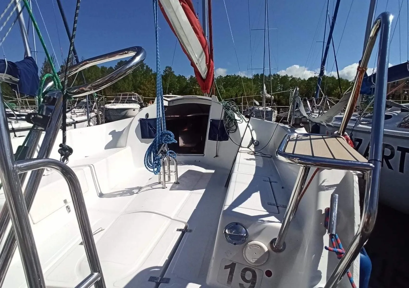 No Name Charter Boat - 3