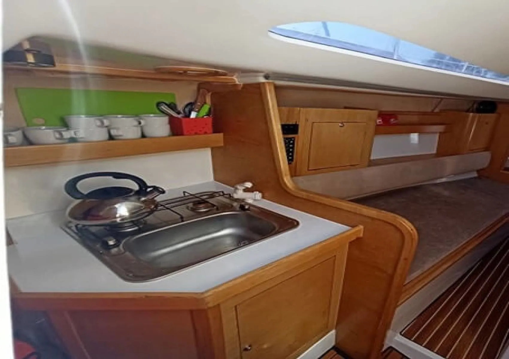 No Name Charter Boat - 5