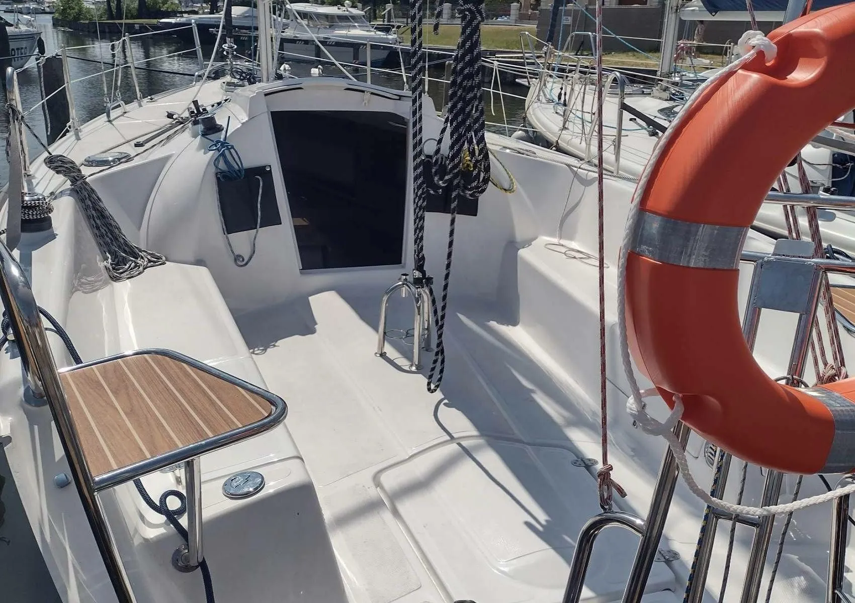 No Name Charter Boat - 5