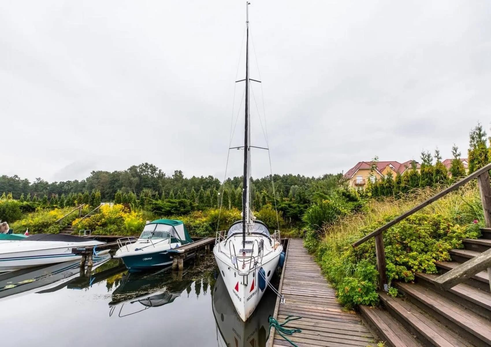 No Name Charter Boat - 3