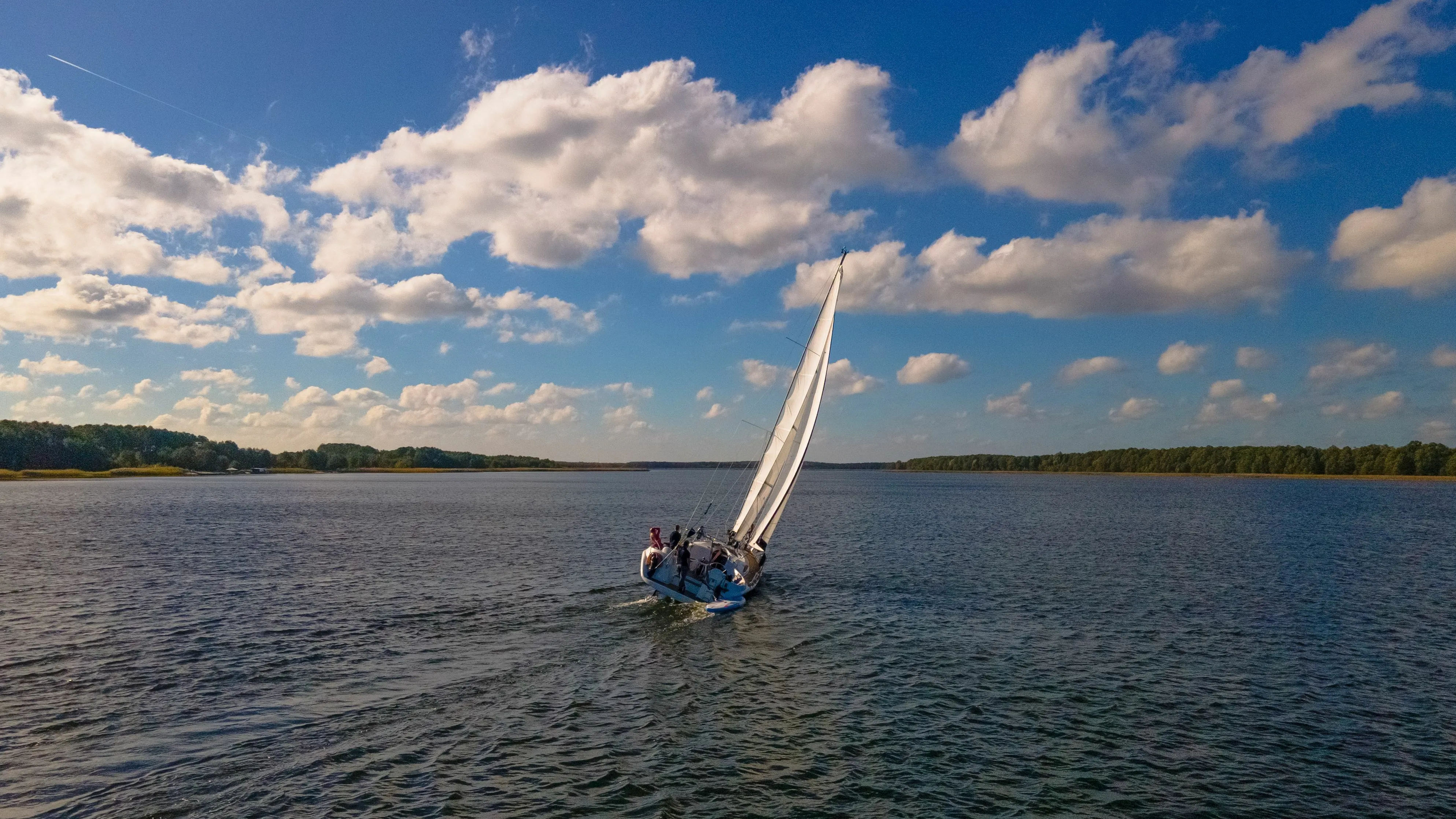 Charter a 11.3m Twister 36 in Kolonia Rybacka