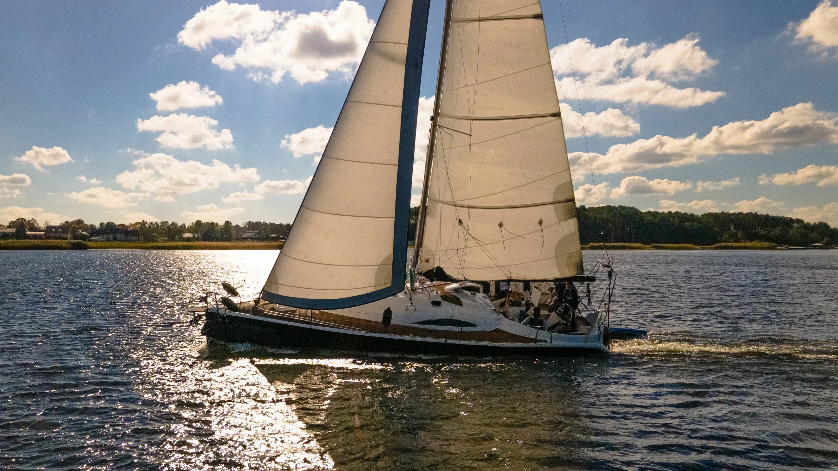 11.3m Kolonia Rybacka 3 Cabin Sailing Yacht Hire