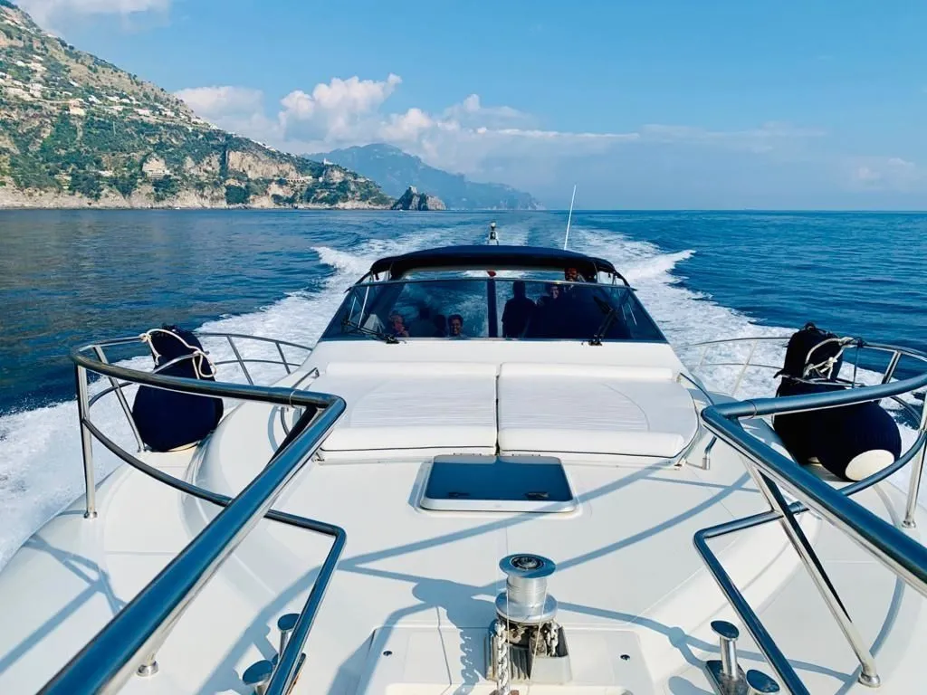 Far and Wide Charterboot - 5