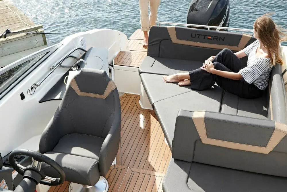 Julia Charter Boat