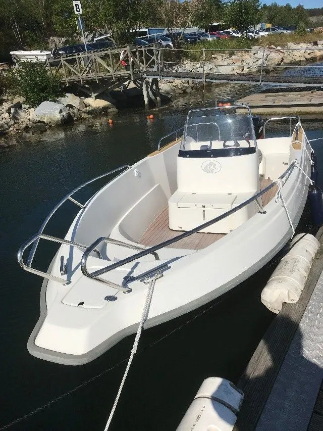 Marstrand Kiralık Uttern S56 5.55m Motorlu Tekne