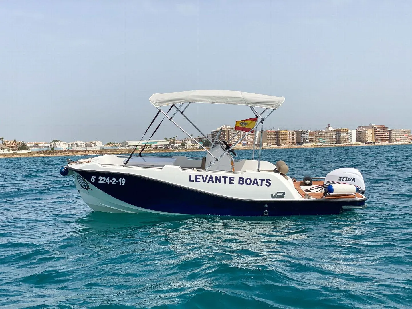 V2 Boat Kiralık Teknesi