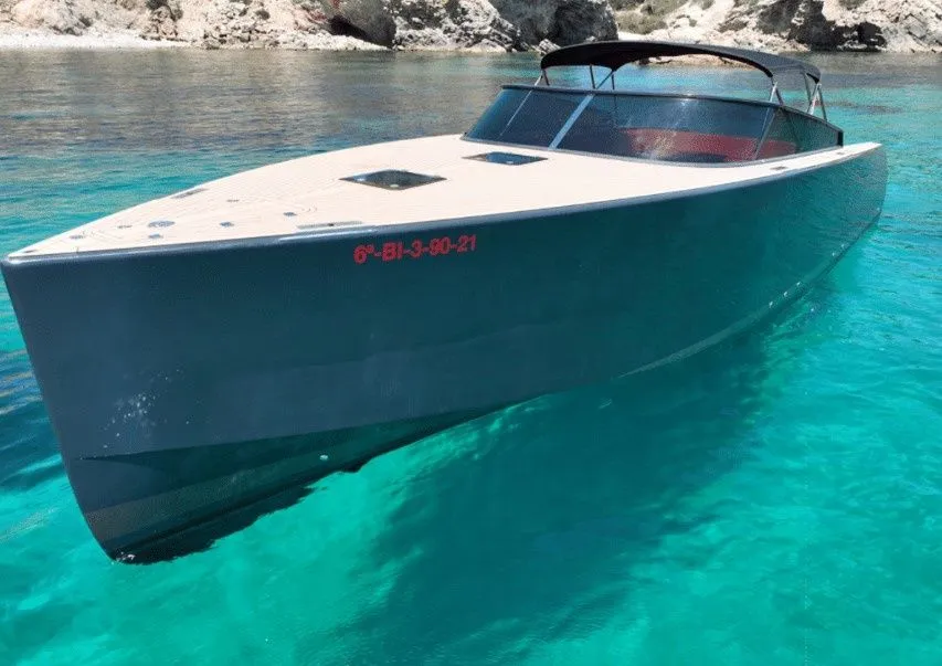 Apple Charterboot - 5