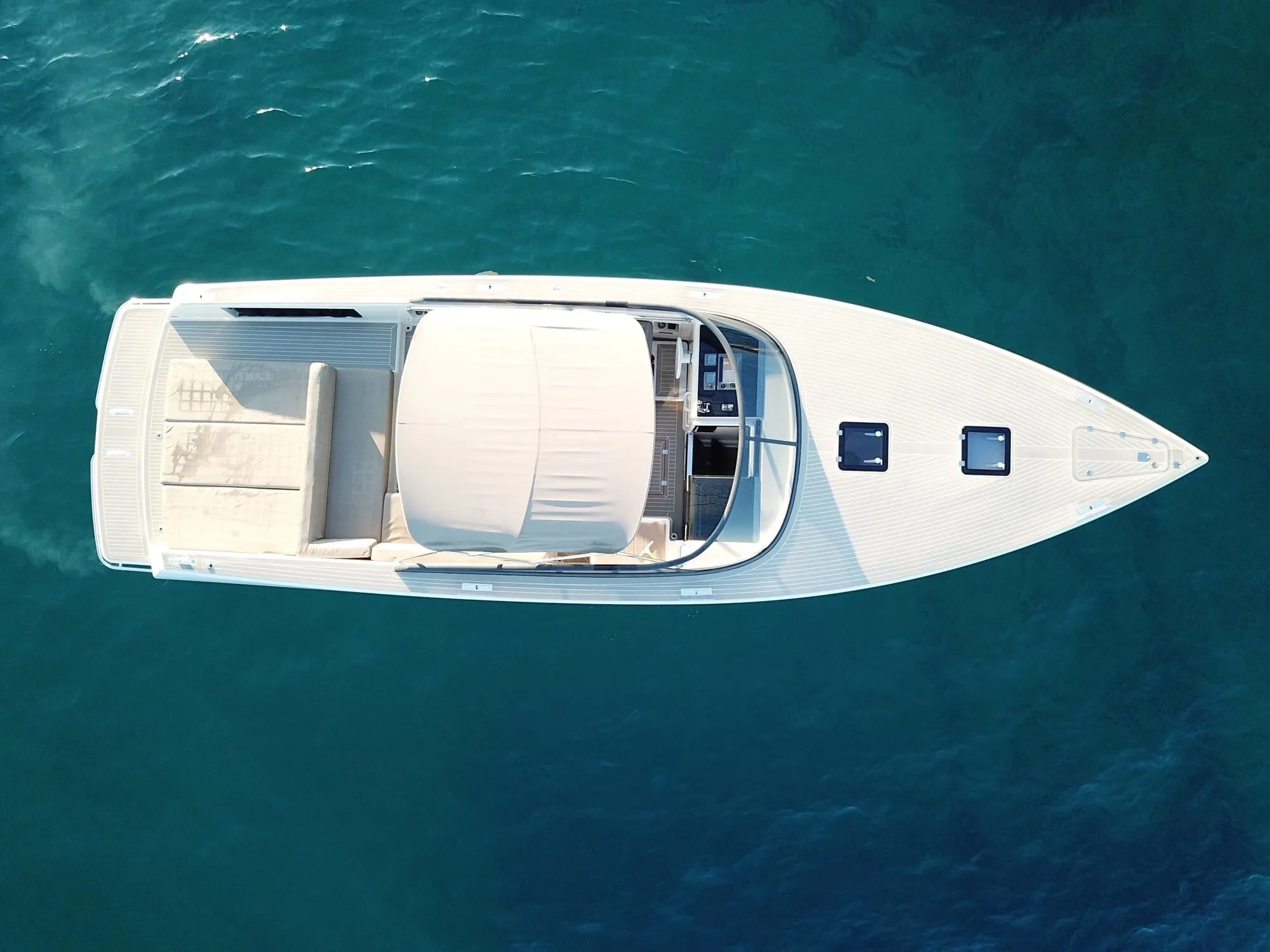 Il Grigio Charter Boat