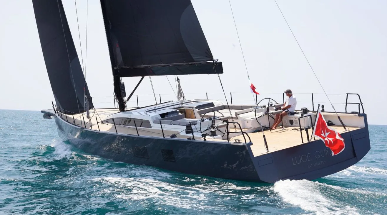 Rent a 23.6m Sailing Yacht Vismara 80 in Saint-Tropez