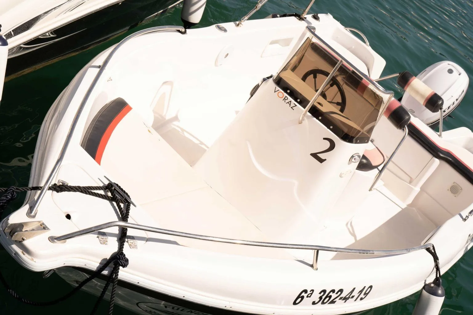 Explore Fuengirola on a 5m Voraz 500 Motor Boat Rental