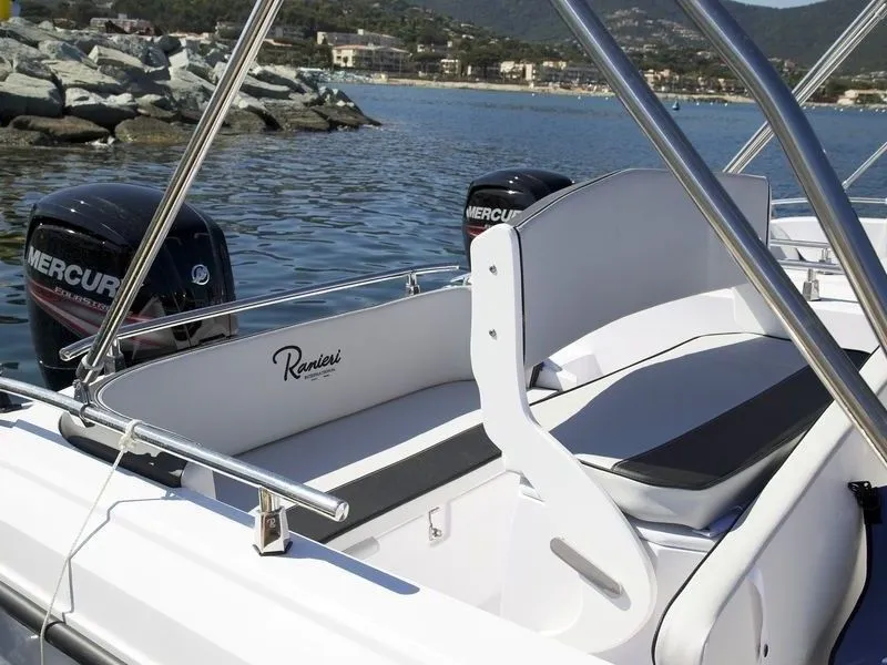 Voyager Charter Boat