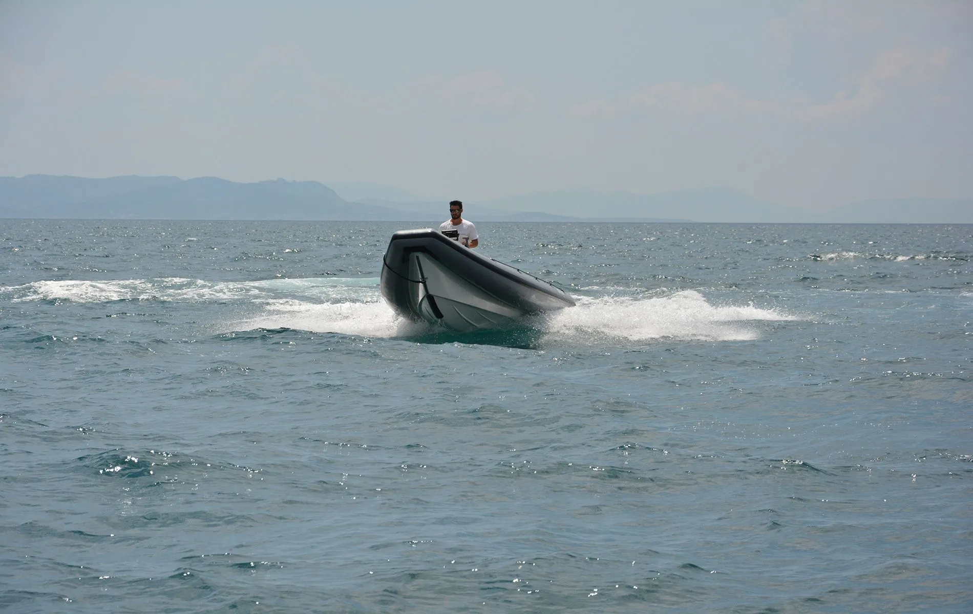 Rent a 5.8m Motor Boat in Porto Heli