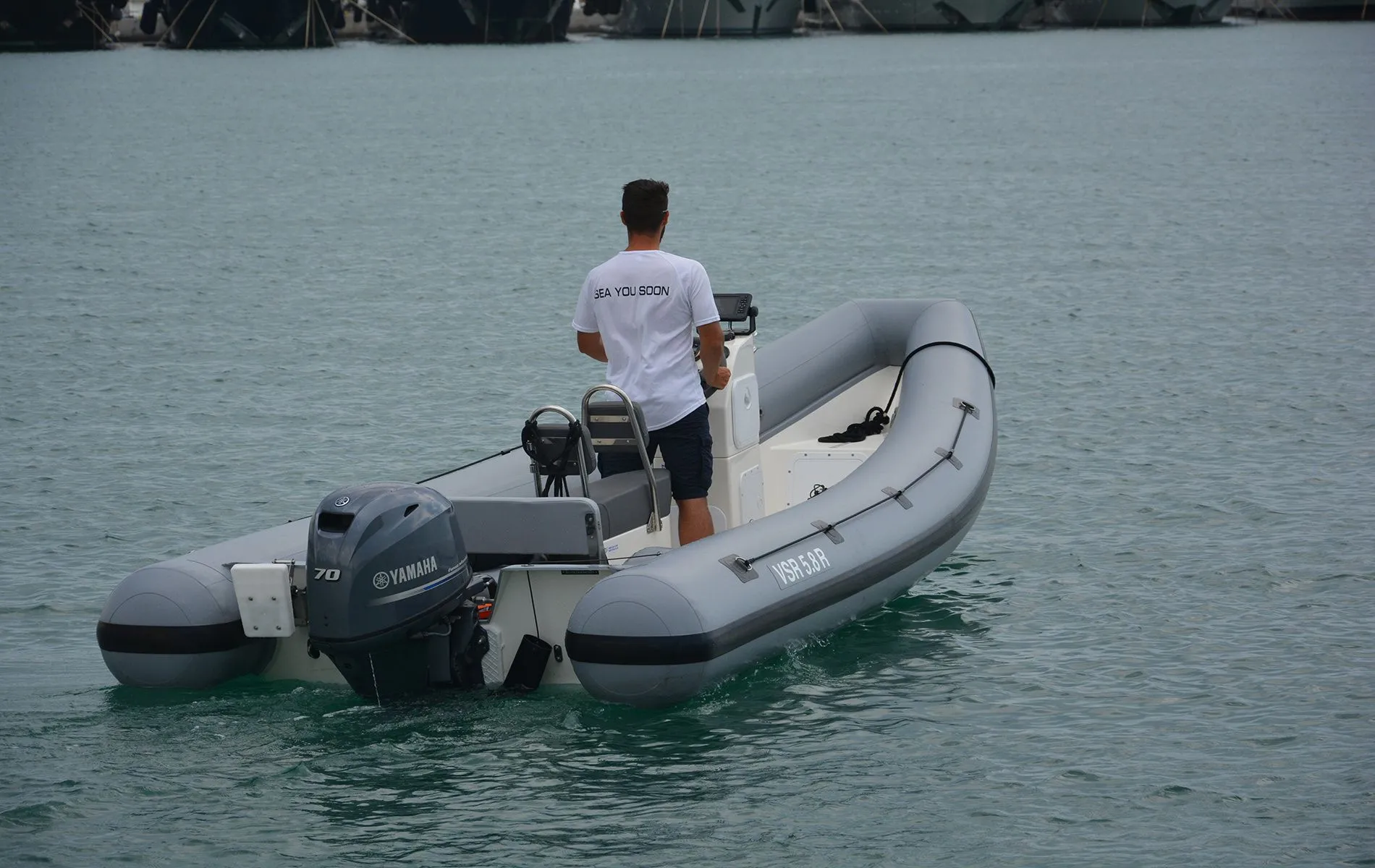 Rent a 5.8m Motor Boat in Porto Heli
