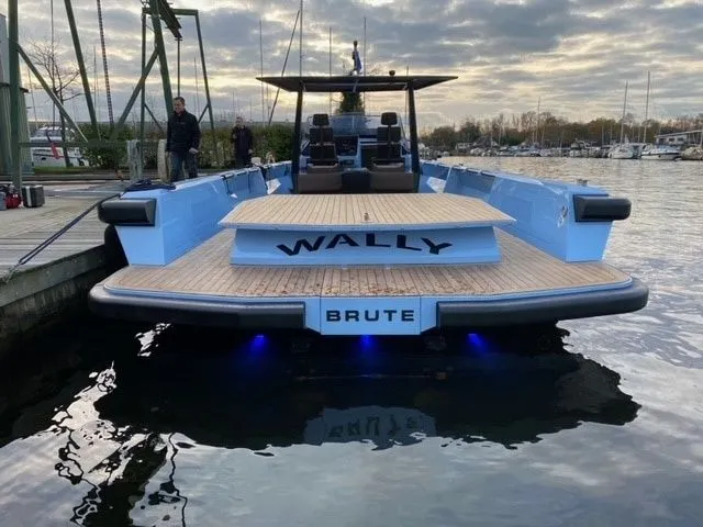 Charter a 13.7m Wally 45 in Cannes