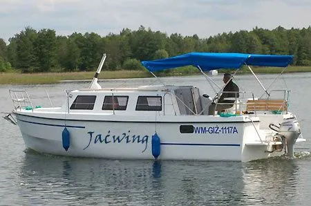 8.2m Ruciane-Nida 2 Cabin House Boat Hire