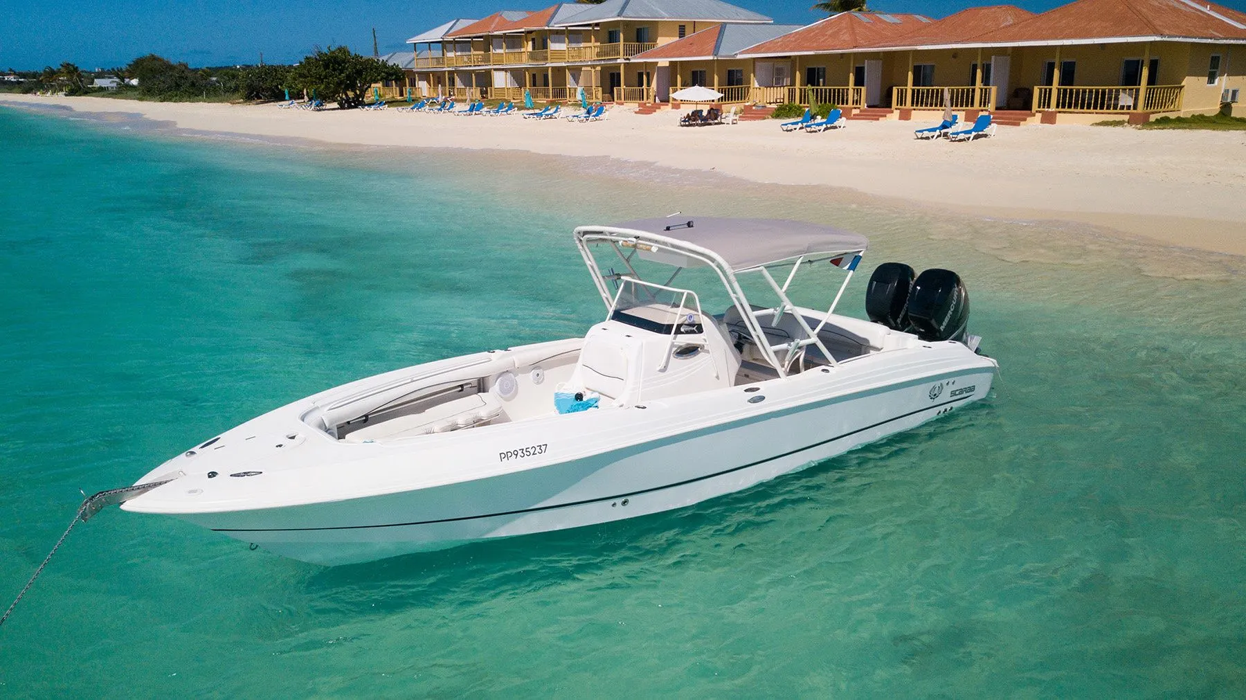 Anse Marcel 9.75m Kiralık Wellcraft Scarab 32 Sport Motorlu Tekne