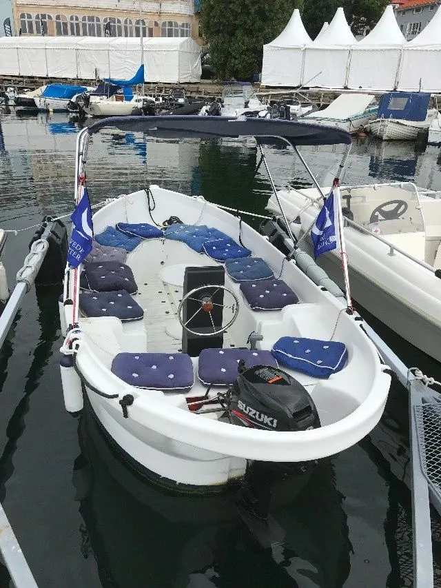 Marstrand 4.37m Kiralık Whaly 440