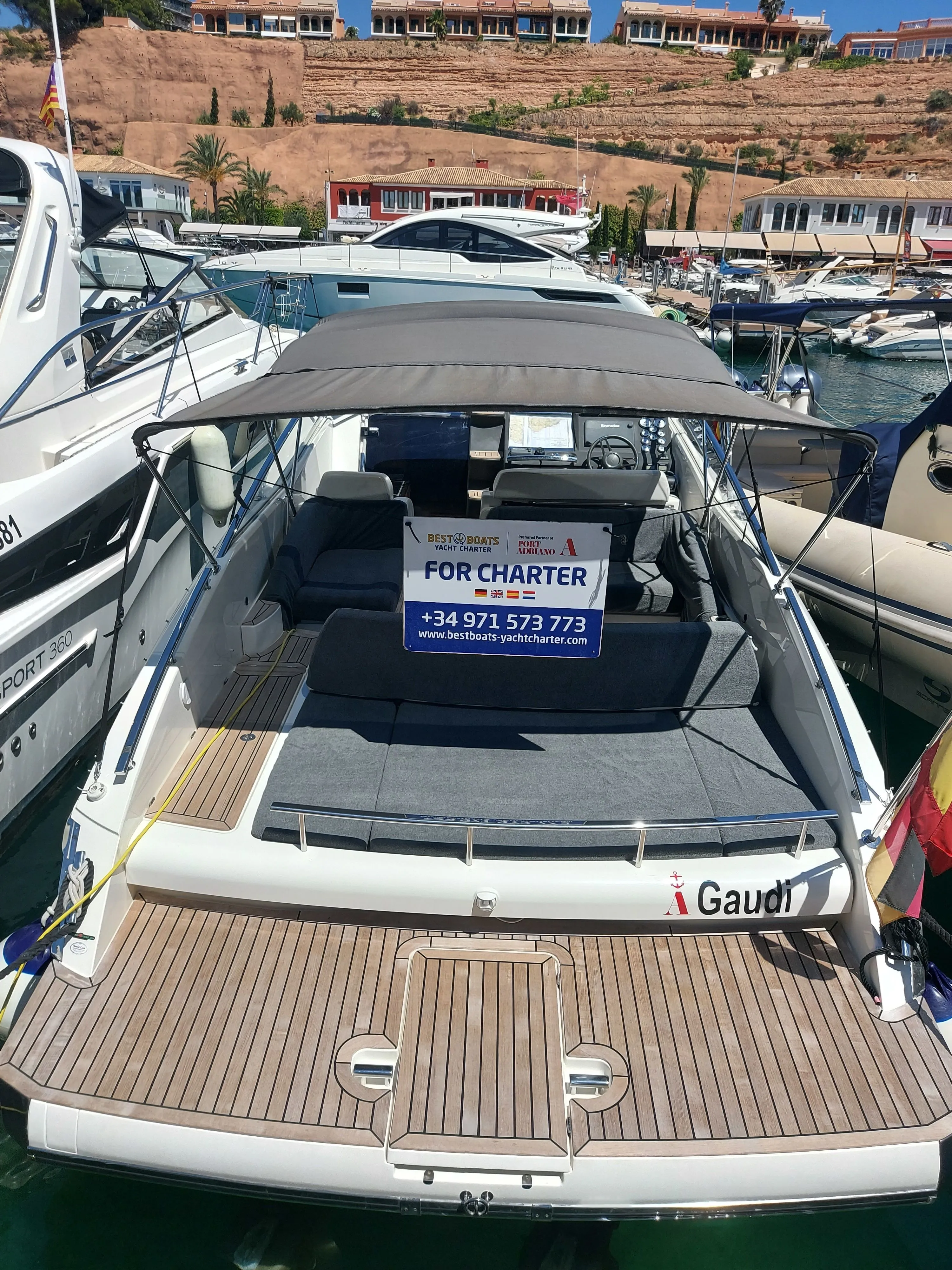 Gaudi Mietboot - 4